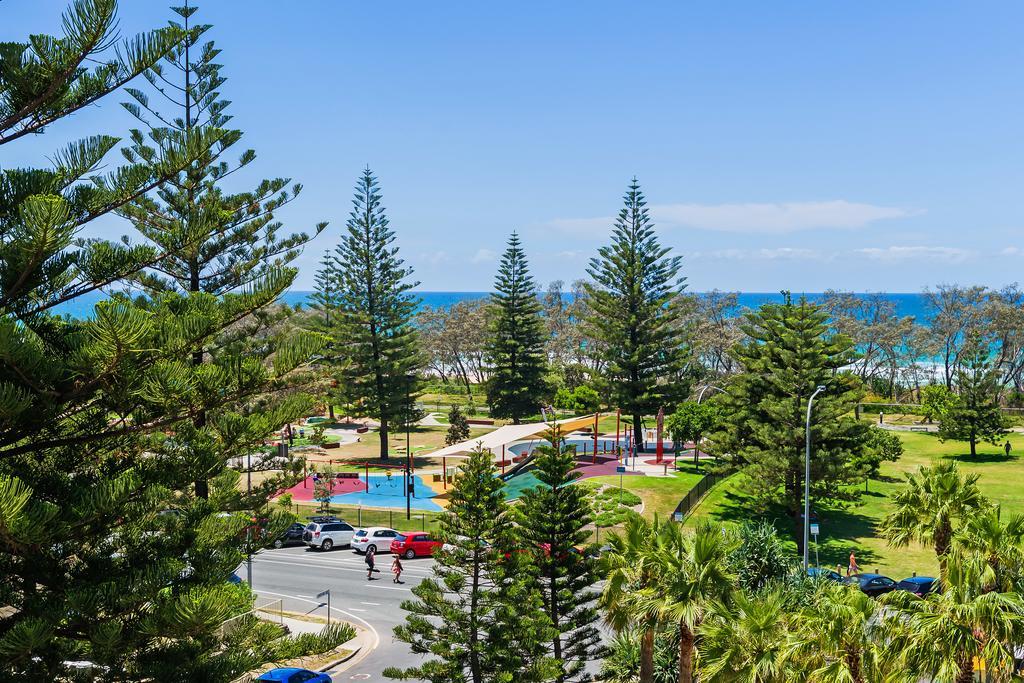 The Ritz Resort Heated Pool Gold Coast Exterior photo